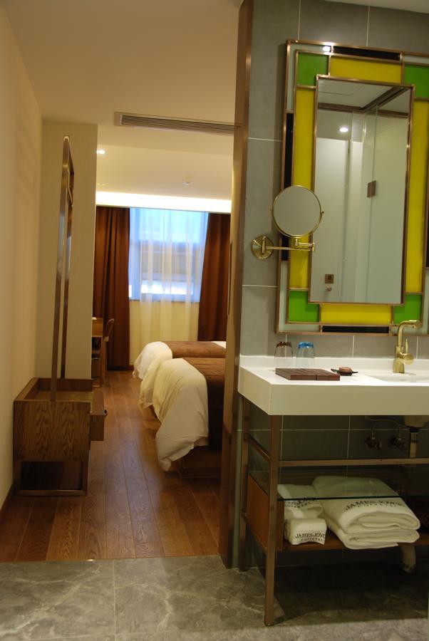 James Joyce Hotel Xi'an Datang Furong Garden Bagian luar foto